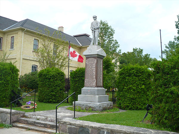 Holstein Cenotaph