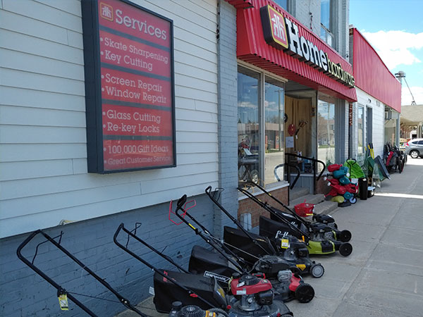 Macdonald Home Hardware exterior