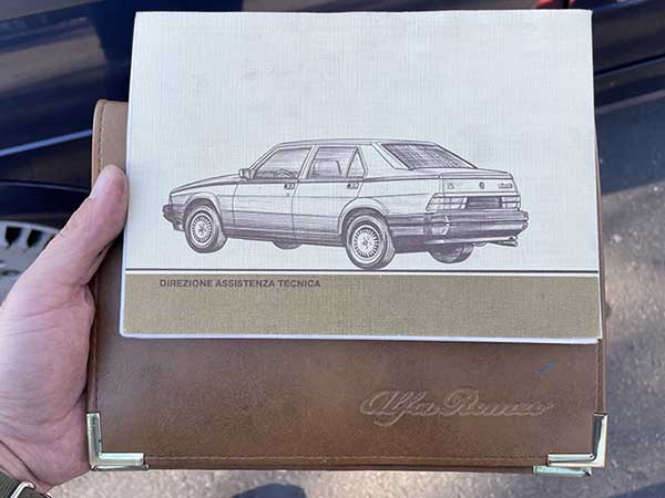 1988 Alfa Romeo Milano owner's manual