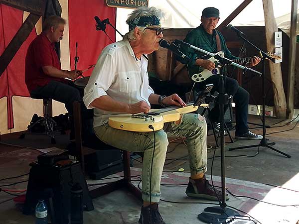 Richard Henderson playing steel guitar at Gold Rush