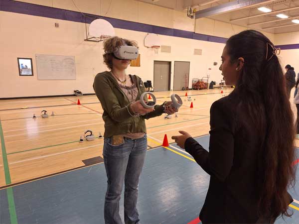 students trying out Auto-XR headset