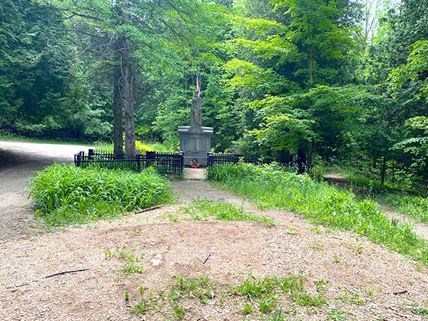 The existing gardens at the Eugenia cenotaph